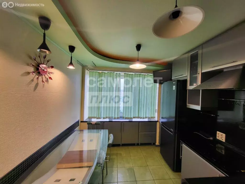 2-комнатная квартира: Мурманск, улица Генерала Щербакова, 32 (58 м) - Фото 1