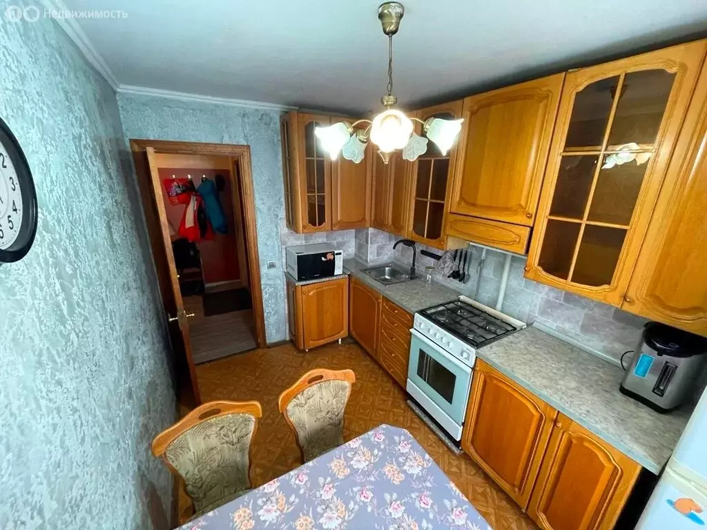 3-комнатная квартира: посёлок городского типа Ржавки, 17 (60.2 м) - Фото 2