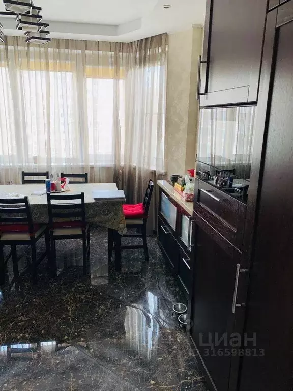 Квартира, 3 комнаты, 76 м - Фото 0