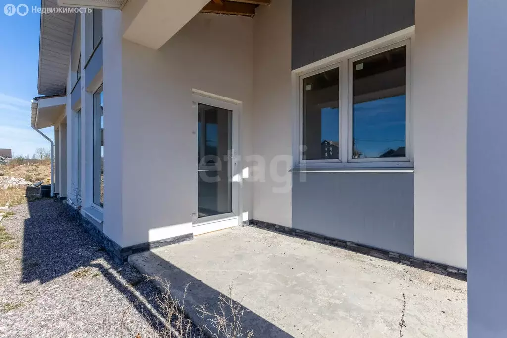 Дом в городской посёлок Тайцы, Шоссейная улица (120 м) - Фото 0