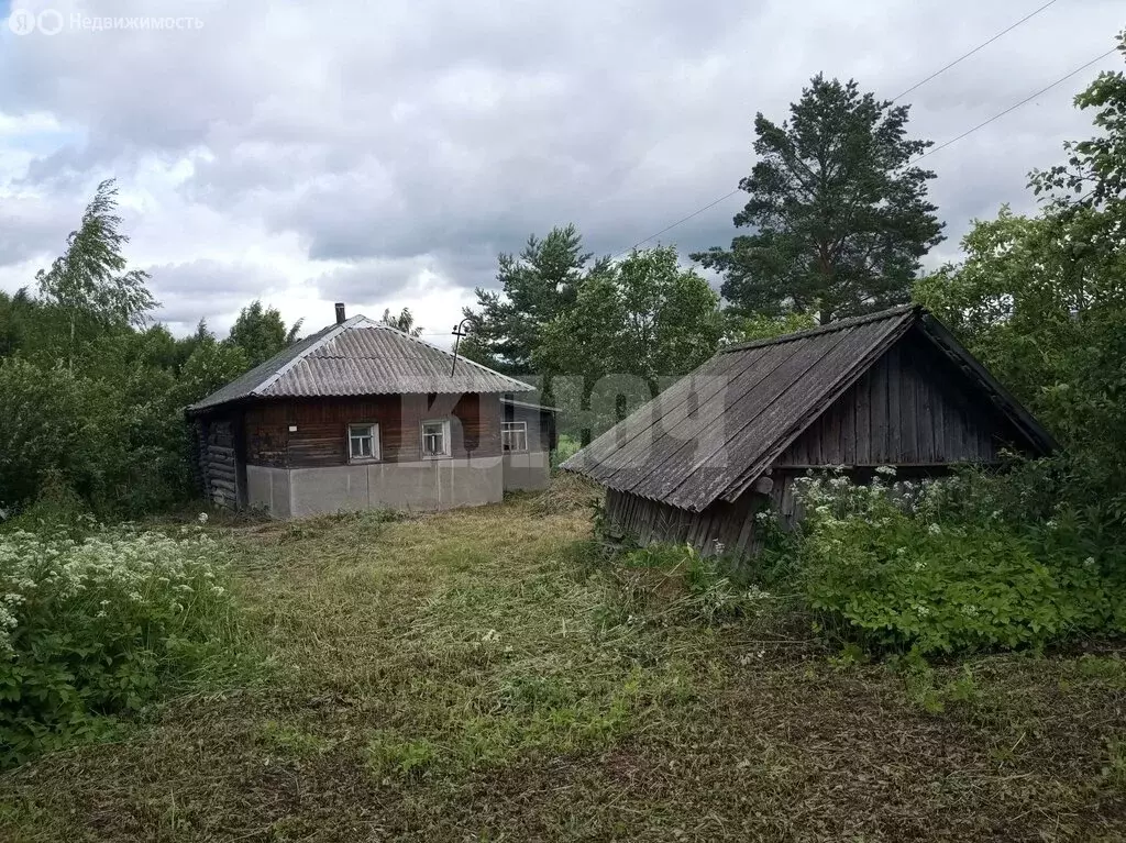 Дом в Вологодская область, Сокольский муниципальный округ, деревня ... - Фото 1