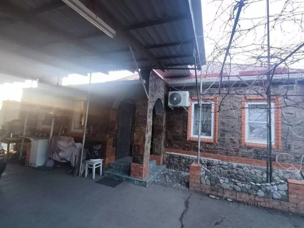 Дом в Краснодарский край, Курганинск ул. Свердлова (55 м) - Фото 1