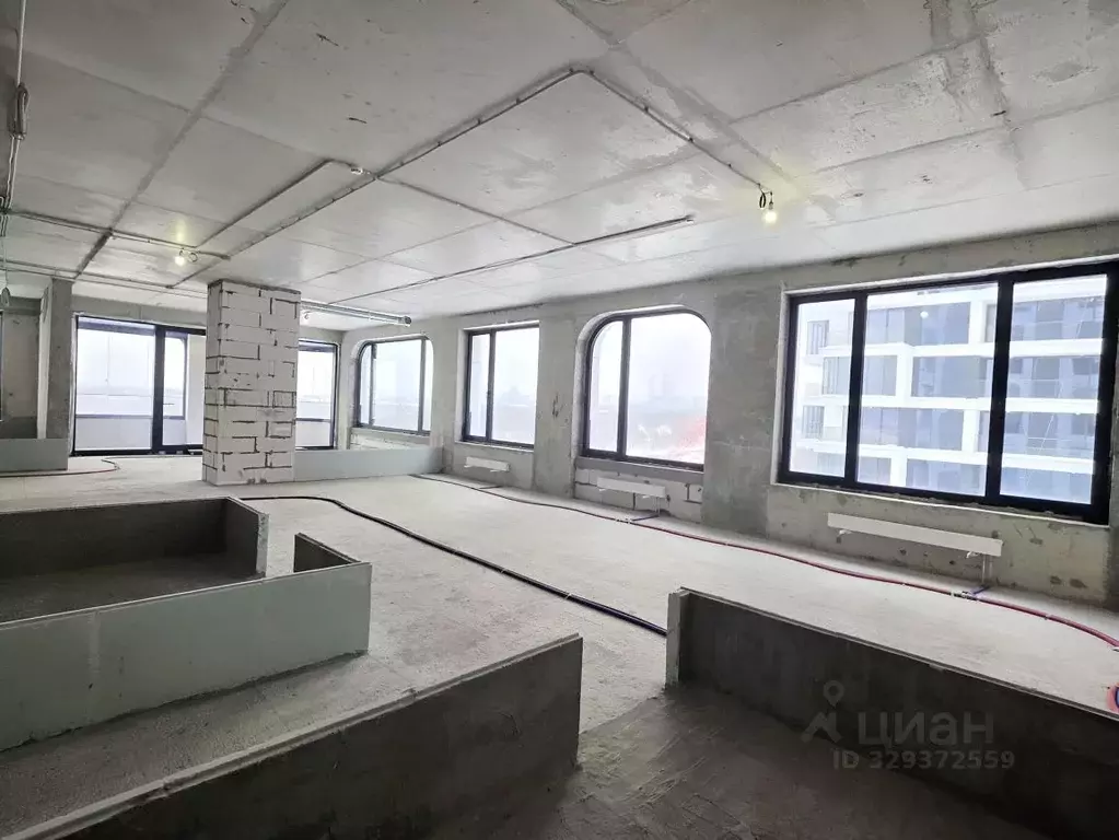 4-к кв. Москва ул. Нижние Мневники, 7 (138.0 м) - Фото 1