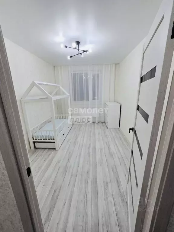 2-к кв. Ханты-Мансийский АО, Нижневартовск ул. Мира, 27 (50.7 м) - Фото 1