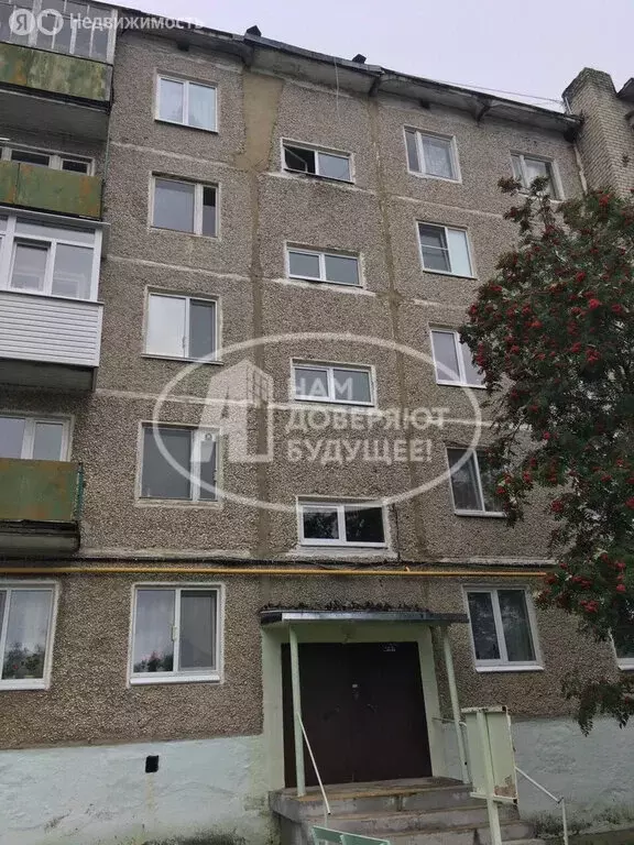 3-комнатная квартира: Чусовой, Коммунистическая улица, 12 (65.7 м) - Фото 2