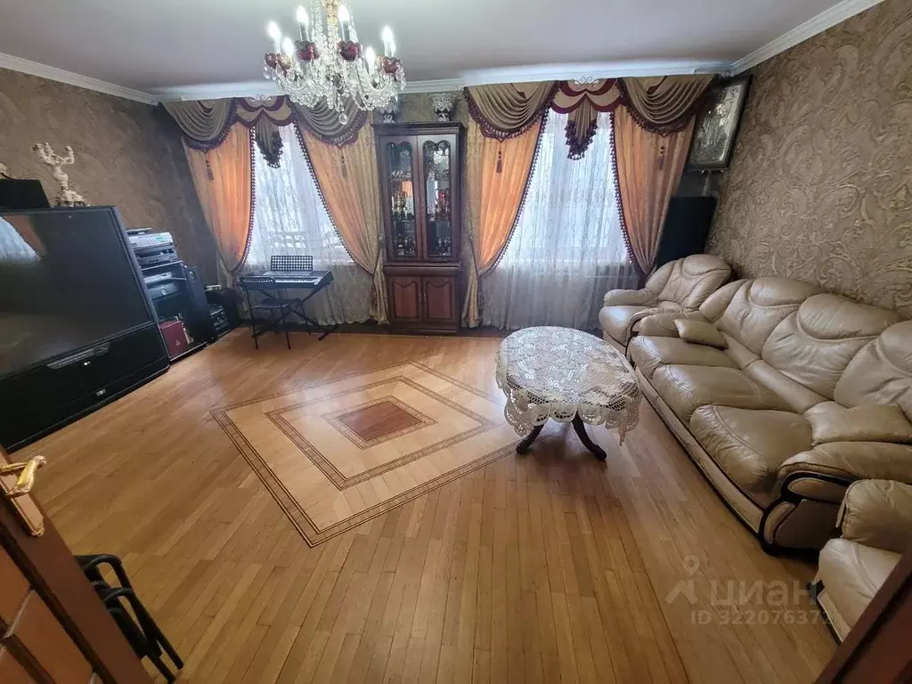 3-к кв. Московская область, Реутов ул. Октября, 1 (108.2 м) - Фото 1