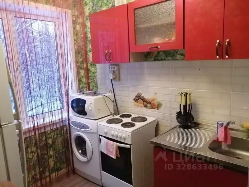 1-к кв. Иркутская область, Усть-Илимск ул. Мечтателей, 14 (36.0 м) - Фото 1