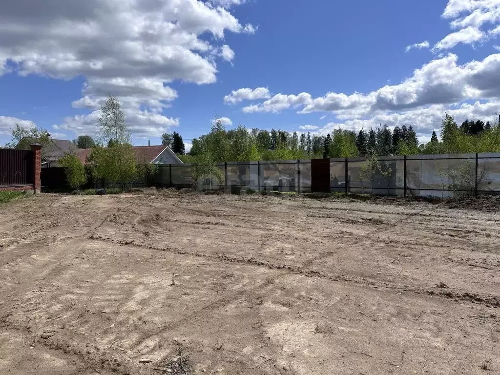 Участок в Московская область, Наро-Фоминский городской округ, д. ... - Фото 1