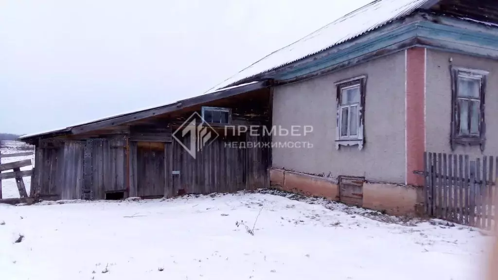 Дом в Кировская область, Пижанский муниципальный округ, д. Ерши 11 (53 ... - Фото 0