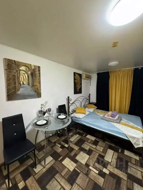 1-к кв. Оренбургская область, Оренбург Шарлыкское ш., 1В (16.0 м) - Фото 1