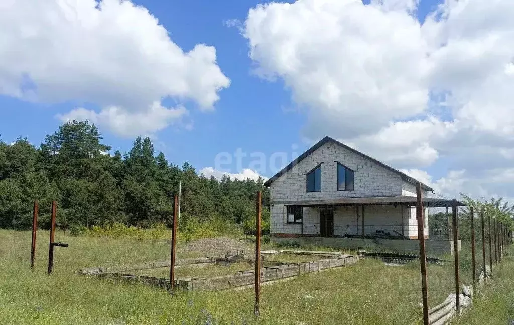 Дом в Белгородская область, Новооскольский муниципальный округ, с. ... - Фото 0