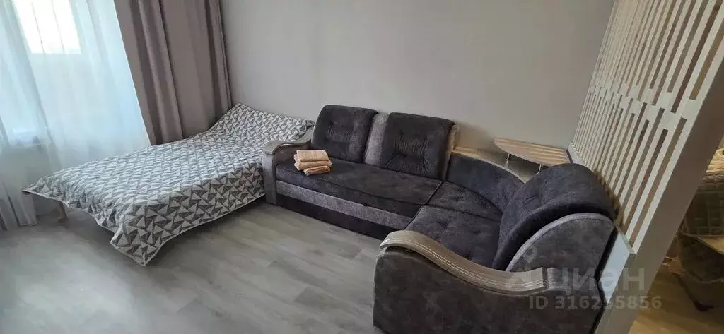 Студия Ханты-Мансийский АО, Нягань 6-й мкр, 5 (32.0 м) - Фото 1