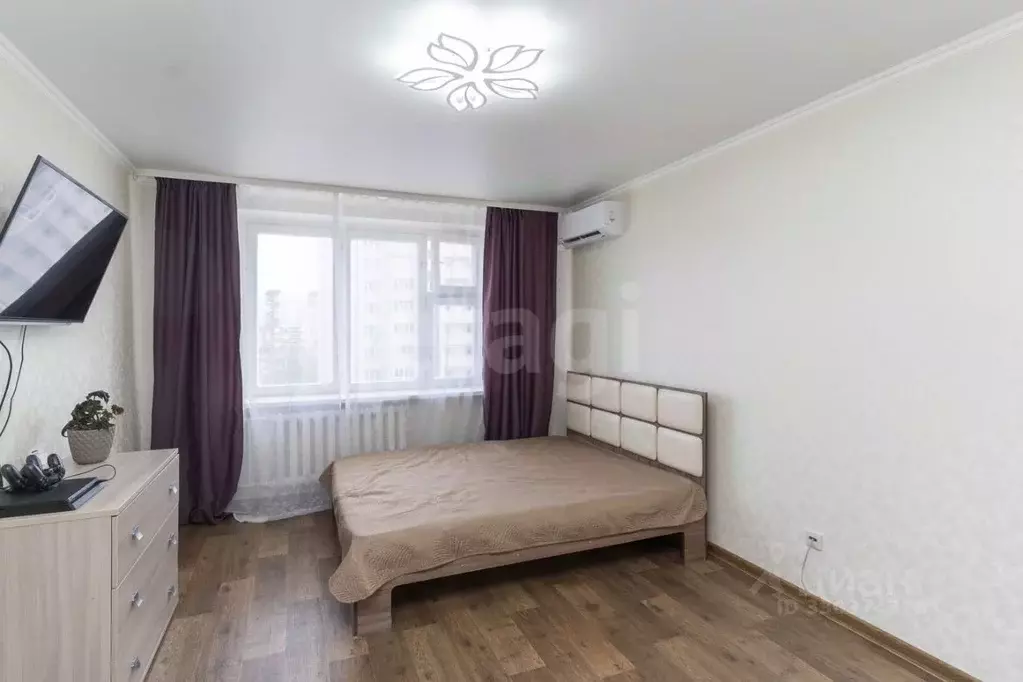 2-к кв. Тюменская область, Тюмень ул. Николая Семенова, 29к3 (62.4 м) - Фото 1