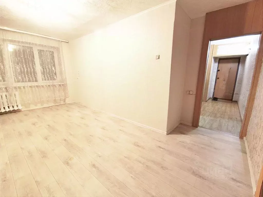 3-к кв. Челябинская область, Челябинск Российская ул., 59А (58.1 м) - Фото 0