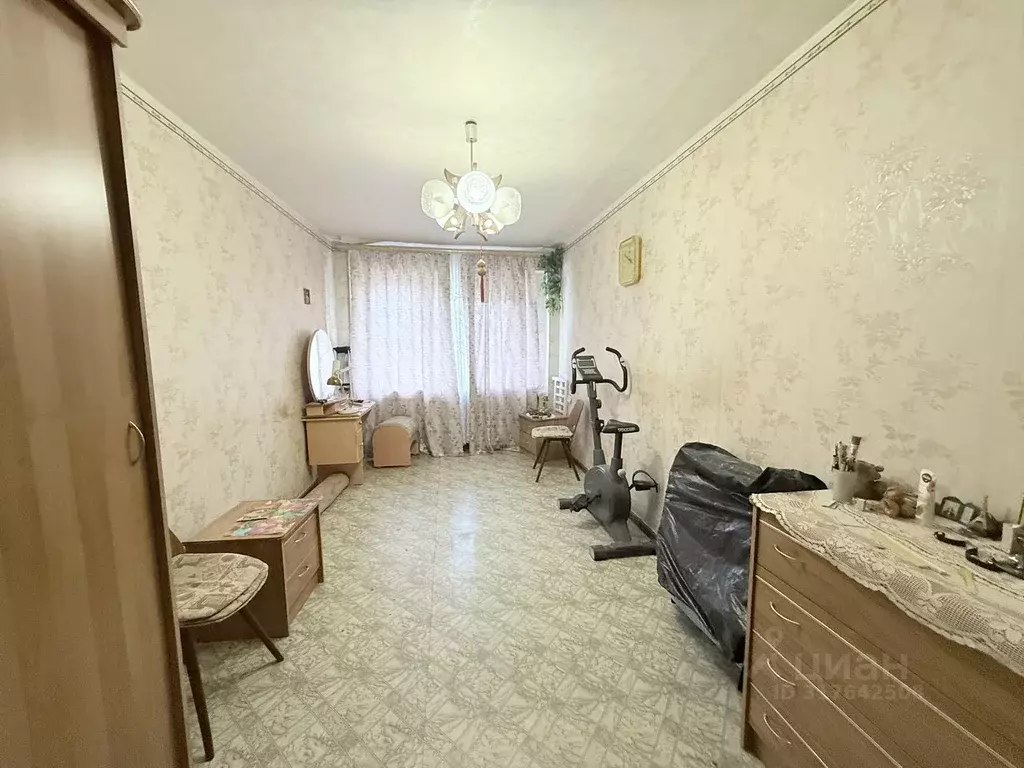 3-к кв. Ханты-Мансийский АО, Нефтеюганск 8-й мкр, 22 (74.0 м) - Фото 1