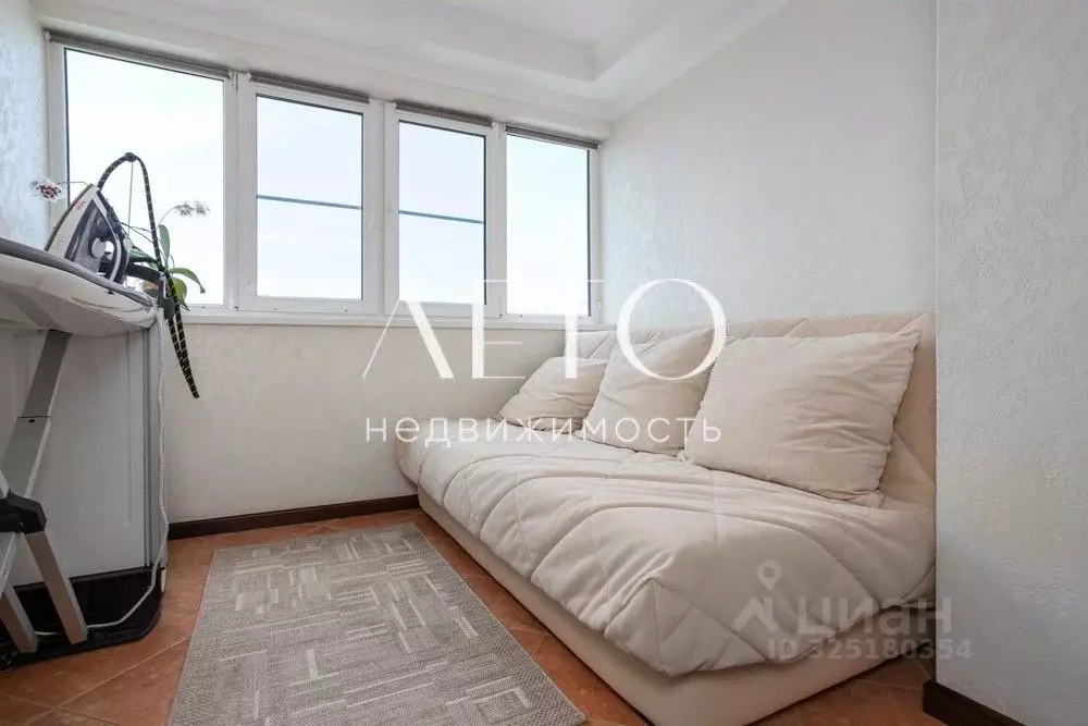 1-к кв. Краснодарский край, Сочи ул. Яна Фабрициуса, 2/9а (68.0 м) - Фото 2