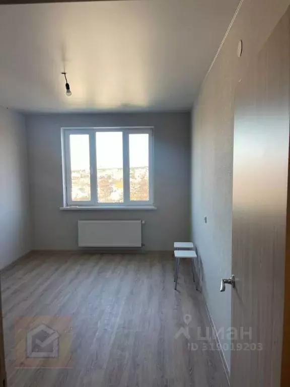 1-к кв. Крым, Симферополь ул. Янтарная, 13 (33.2 м) - Фото 0