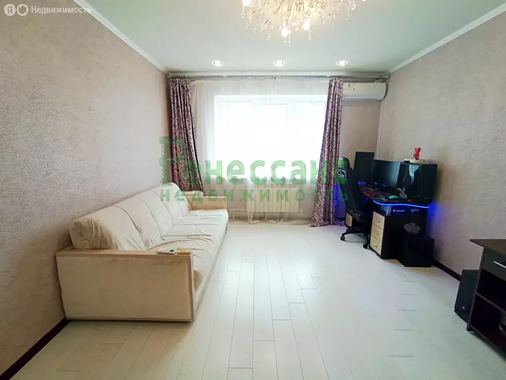 1-комнатная квартира: Брянск, проспект Станке Димитрова, 67к6 (45.3 м) - Фото 0