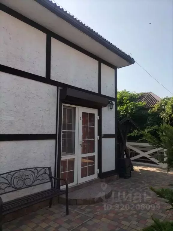 Дом в Краснодарский край, Темрюкский район, Голубицкое с/пос, ... - Фото 2