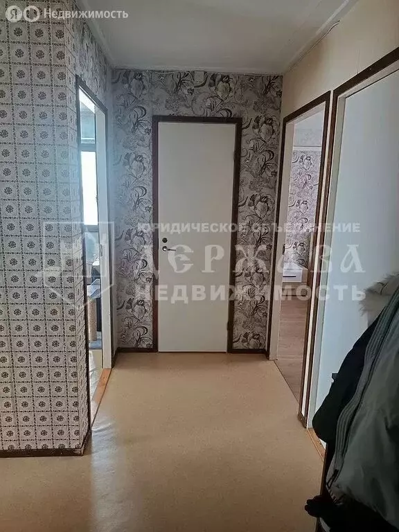 3-комнатная квартира: Ленинск-Кузнецкий, улица Лесной Городок, 9 (63.7 ... - Фото 0