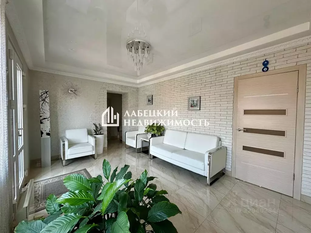 Таунхаус в Приморский край, Владивосток Главная ул., 30А (210 м) - Фото 1