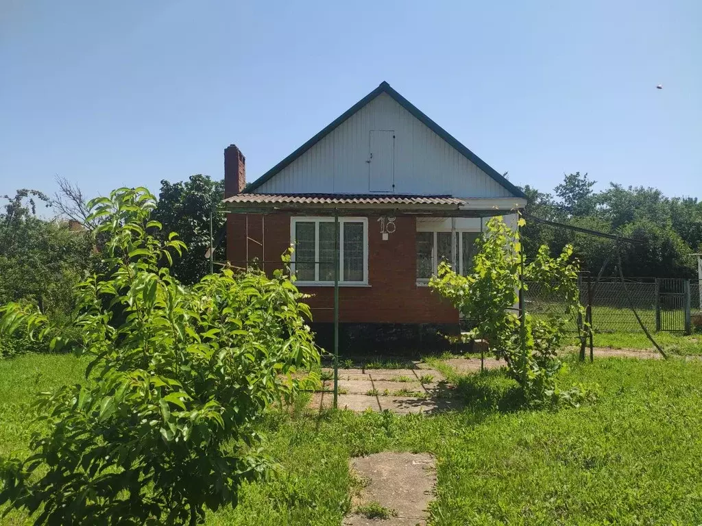 Дом в Краснодарский край, Абинский район, Ахтырское городское ... - Фото 1