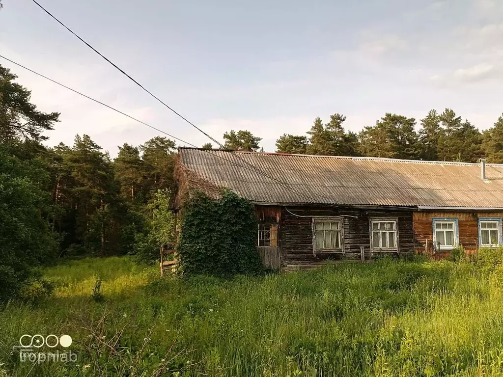Дом в Калужская область, Перемышльский район, Ахлебинино с/пос, с. ... - Фото 1