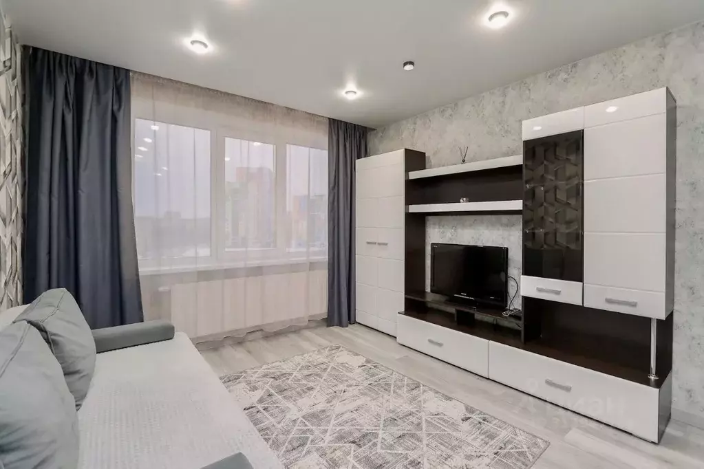 1-к кв. Удмуртия, Ижевск просп. Конструктора М.Т. Калашникова, 11к2 ... - Фото 2