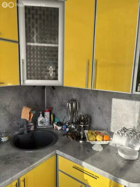 2-комнатная квартира: Нижнекамск, улица Тукая, 3 (44 м) - Фото 2