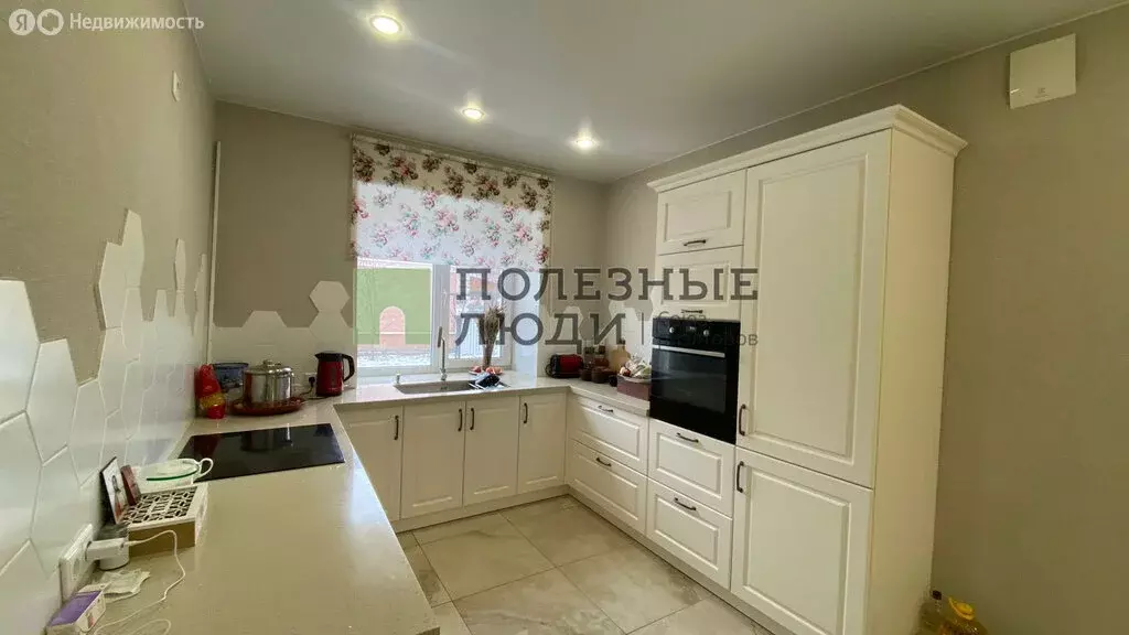 Дом в Емельяново, Посадская улица, 3 (140 м) - Фото 1