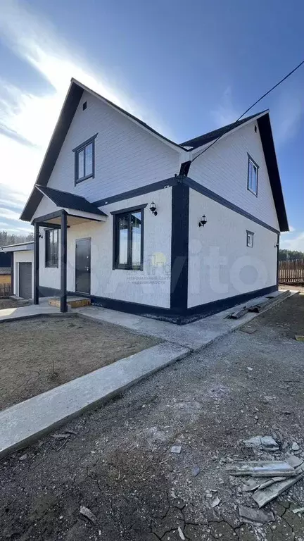 Дом 220 м на участке 10 сот. - Фото 0