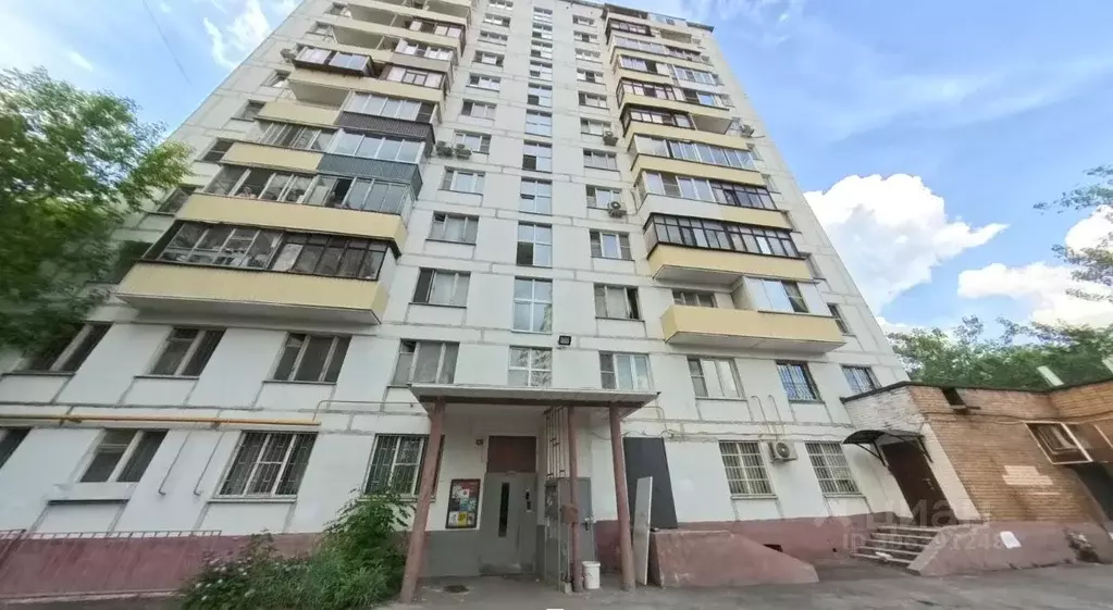 3-к кв. Москва ул. Хлобыстова, 12 (64.7 м) - Фото 0