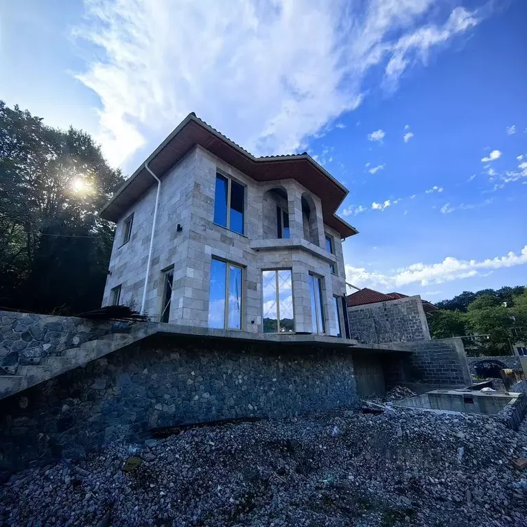 Дом в Краснодарский край, Сочи городской округ, с. Пластунка ул. ... - Фото 1