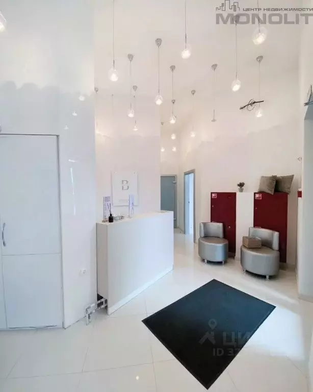 Торговая площадь в Свердловская область, Екатеринбург ул. Рябинина, 21 ... - Фото 1