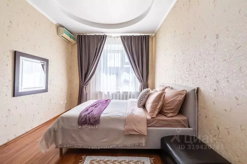 2-к кв. Татарстан, Казань ул. Островского, 85А (102.0 м) - Фото 0