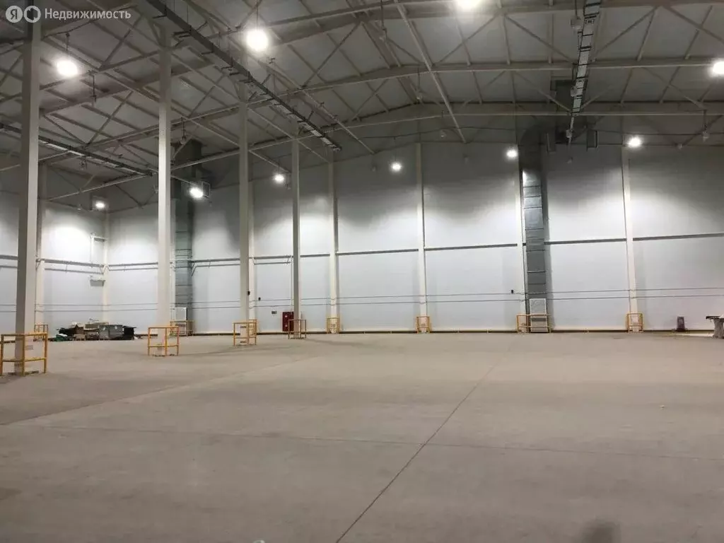 Склад (1800 м) - Фото 1