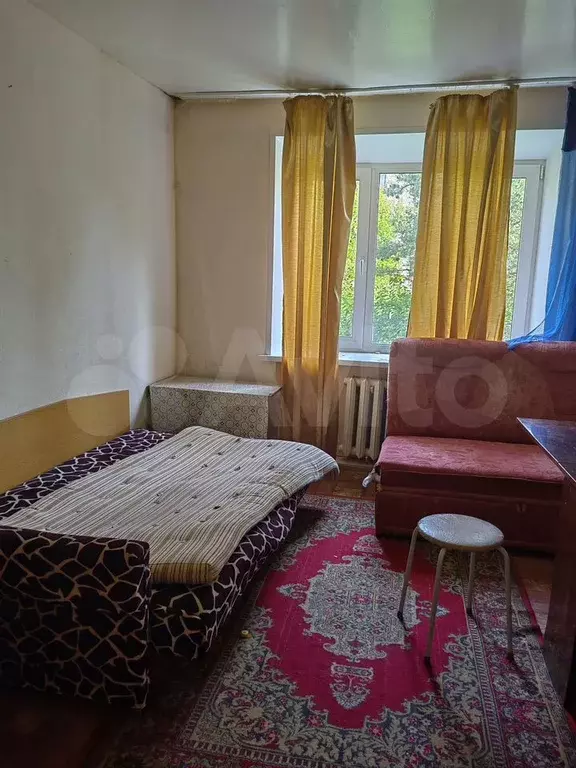 Комната 13 м в 4-к., 1/5 эт. - Фото 0