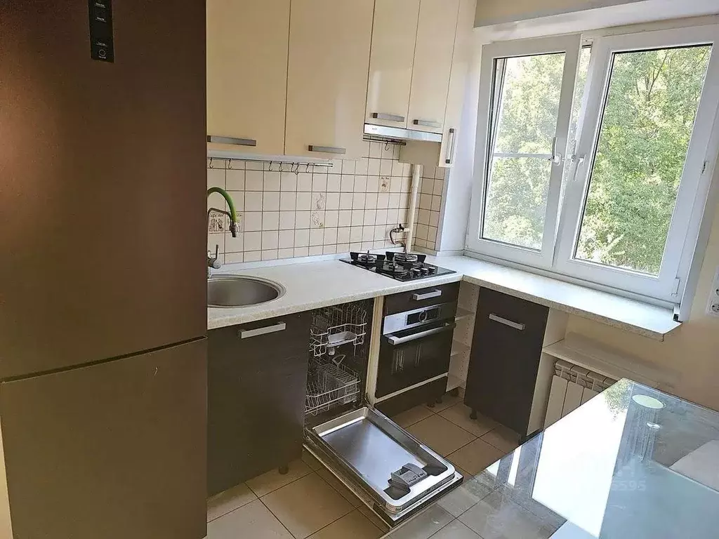 3-к кв. Москва Чусовская ул., 11К2 (60.0 м) - Фото 0