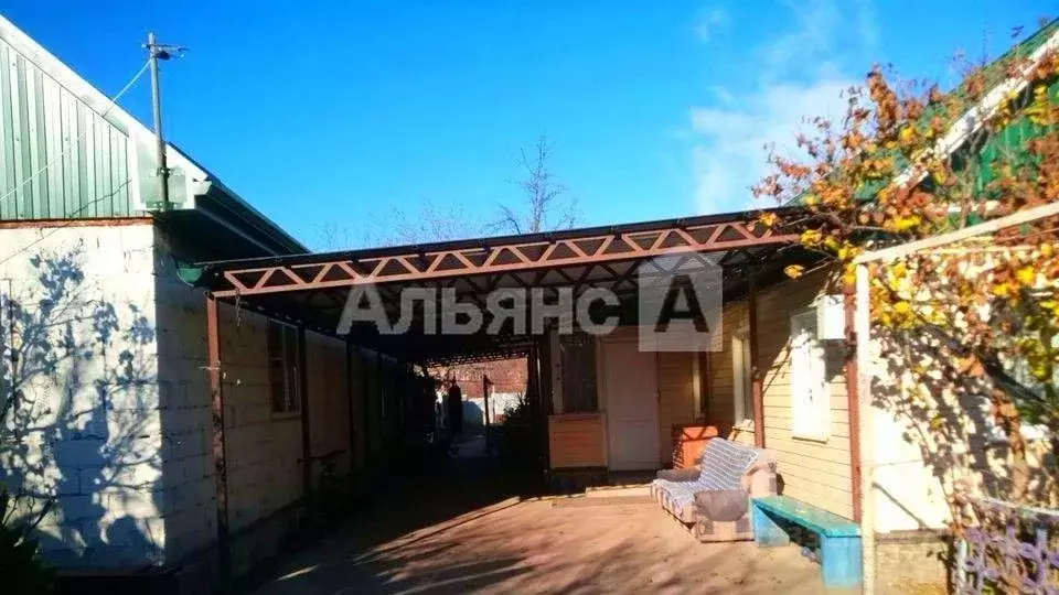 Дом в Краснодарский край, Курганинск ул. Калинина (64 м) - Фото 1