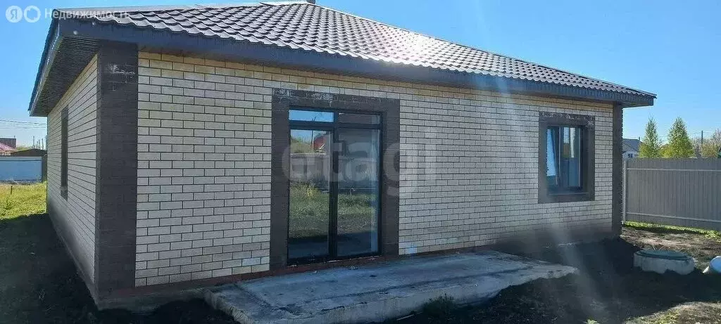 Дом в Тукаевский район, деревня Азьмушкино, микрорайон Подсолнухи, ... - Фото 0
