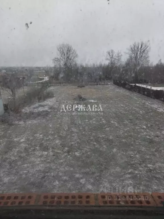 Дом в Белгородская область, Старооскольский городской округ, с. ... - Фото 1