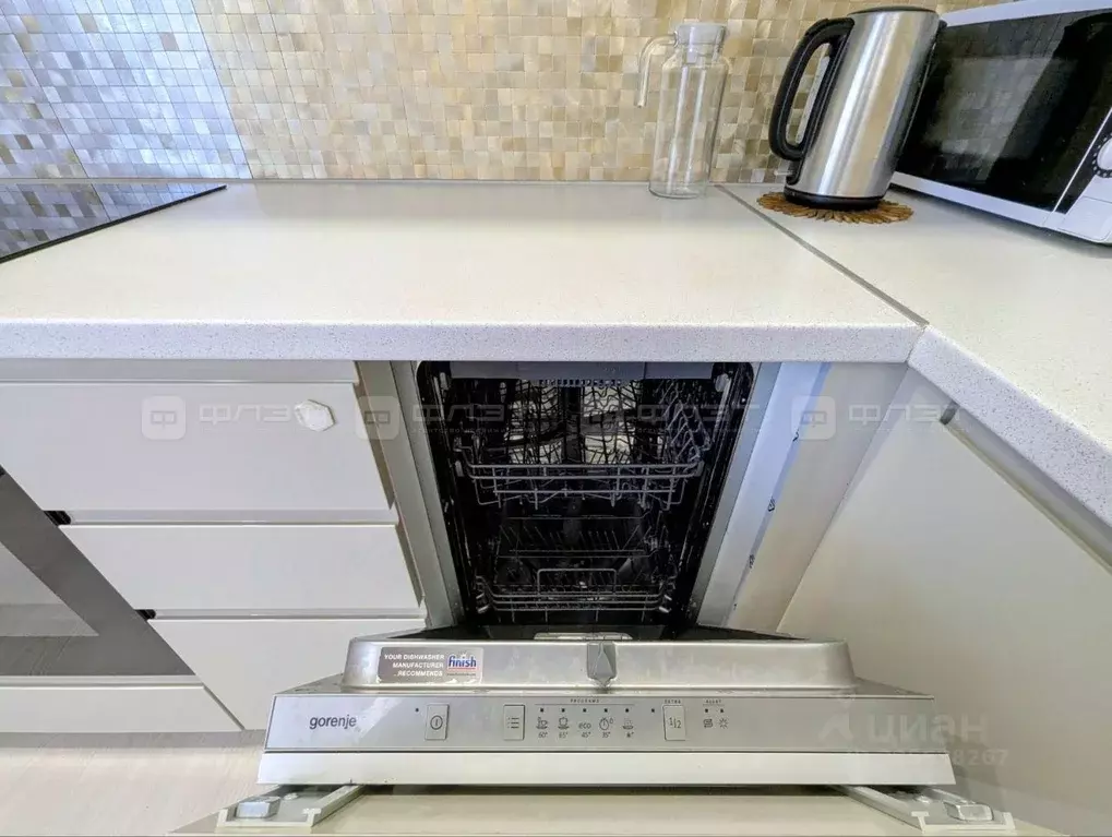 3-к кв. Татарстан, Казань ул. Аметьевская магистраль, 18к2 (65.0 м) - Фото 2