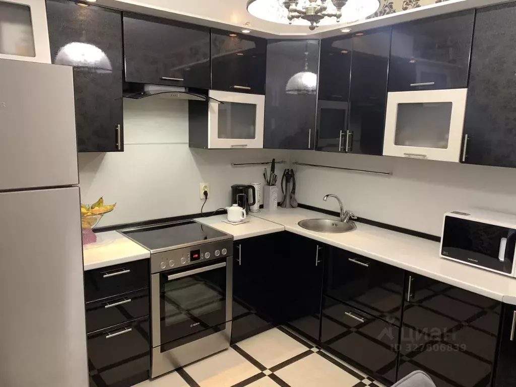 2-к кв. Московская область, Химки Совхозная ул., 18к2 (58.4 м) - Фото 1