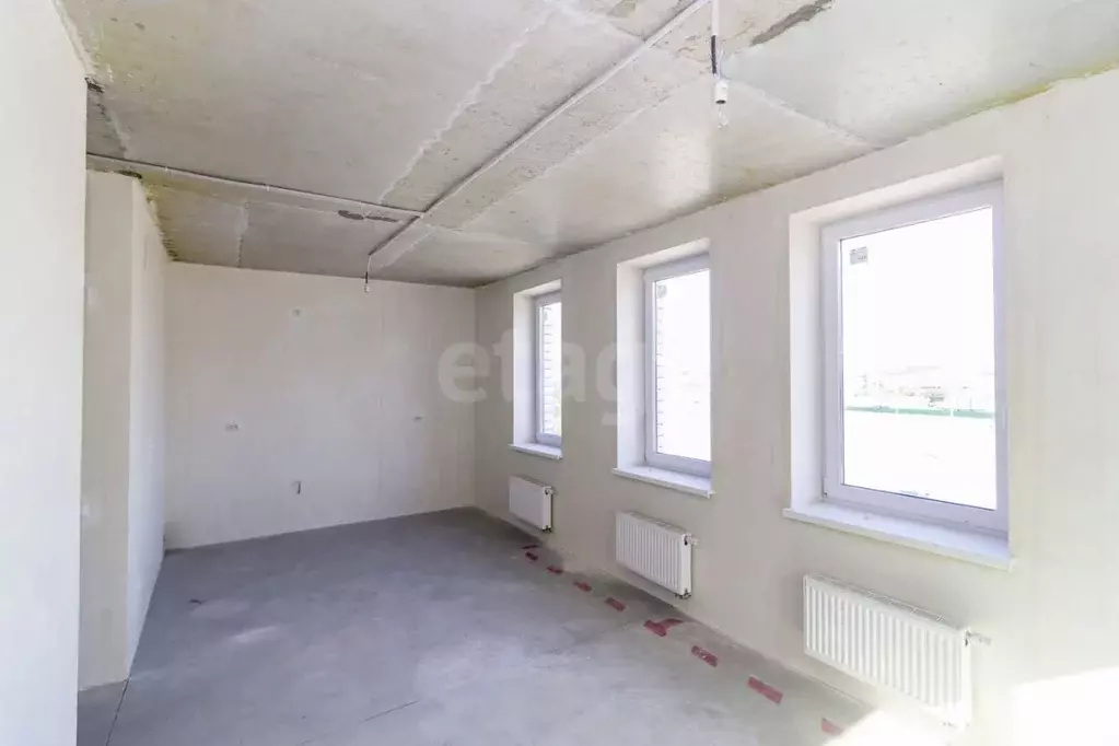 2-к кв. Тюменская область, Тюмень ул. Андрея Кореневского, 11 (62.27 ... - Фото 1