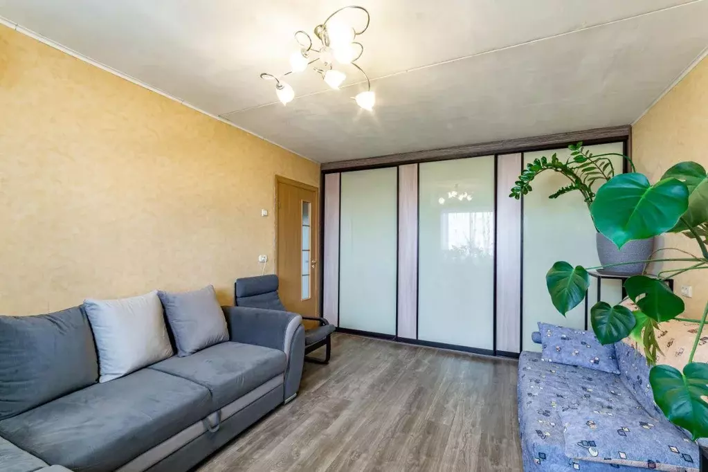 Квартира, 2 комнаты, 42.7 м - Фото 1