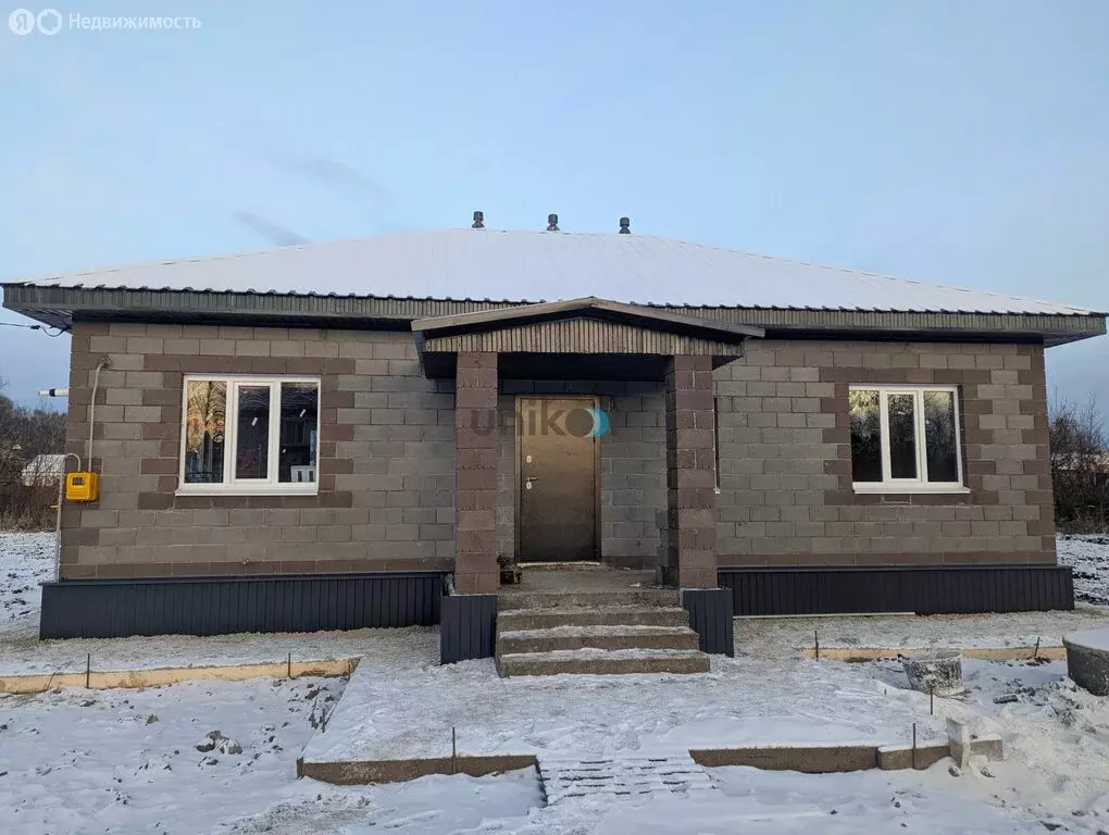 Дом в село Иглино, улица Высоцкого, 3 (120 м) - Фото 1