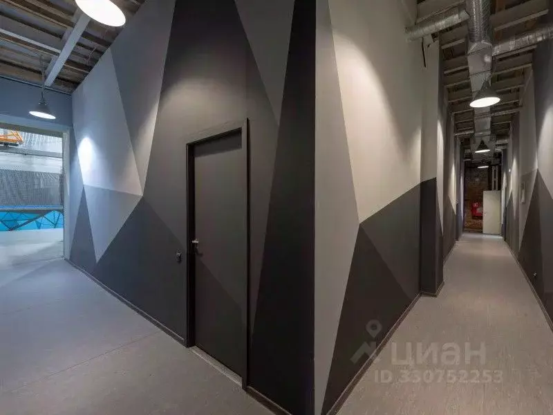 Торговая площадь в Санкт-Петербург ул. Комсомола, 2 (634 м) - Фото 1