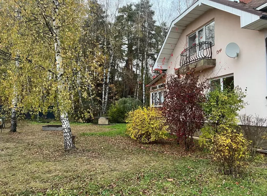 коттедж в московская область, раменский городской округ, д. малое . - Фото 0