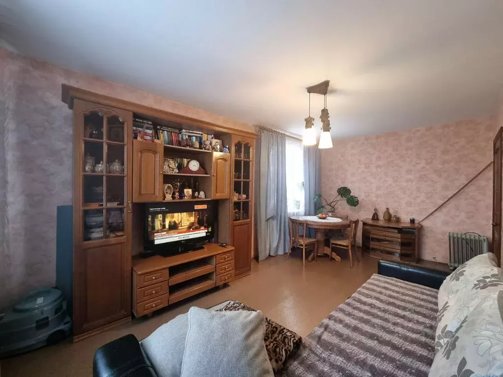 3-к кв. Воронежская область, Борисоглебск ул. Терешковой, 16Б (61.5 м) - Фото 1