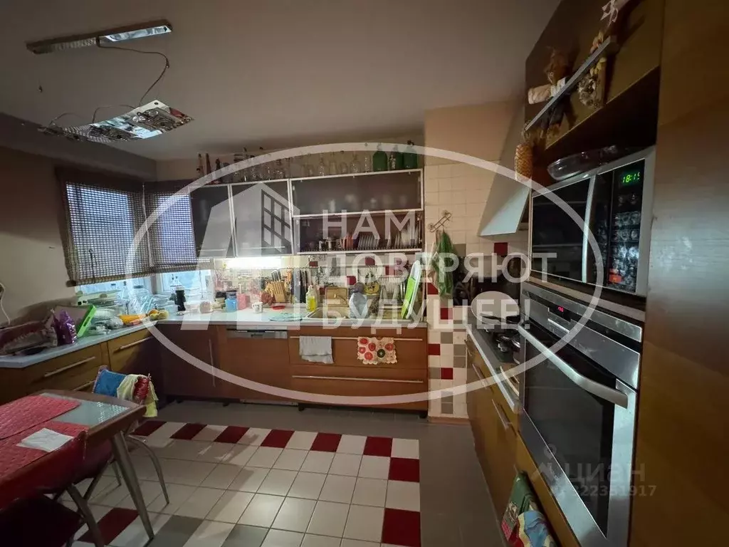 4-к кв. Пермский край, Чайковский ул. Азина, 3/1 (123.0 м) - Фото 1